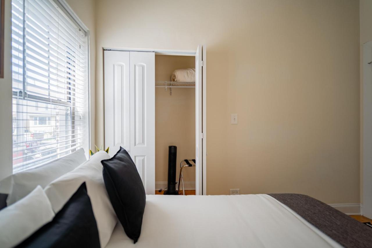 3-Bedroom Gem Apt With In-Unit Laundry - Lawndale 1 & 2 Rep Σικάγο Εξωτερικό φωτογραφία
